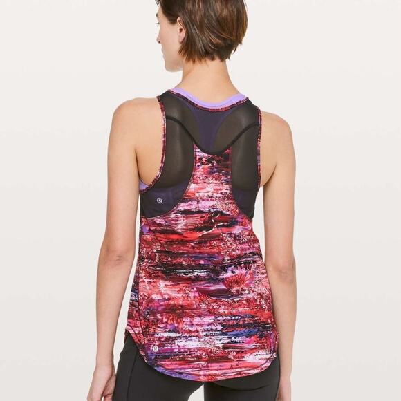 Lululemon Sculpt Tank II in Dahliascape Multi / Black size 4 athletic mesh run - Picture 1 of 10